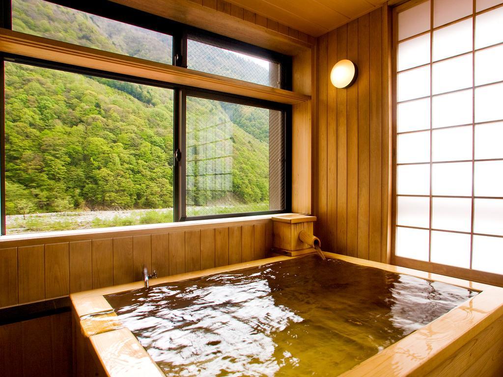 Yukimurasaki Takayama  Chambre photo