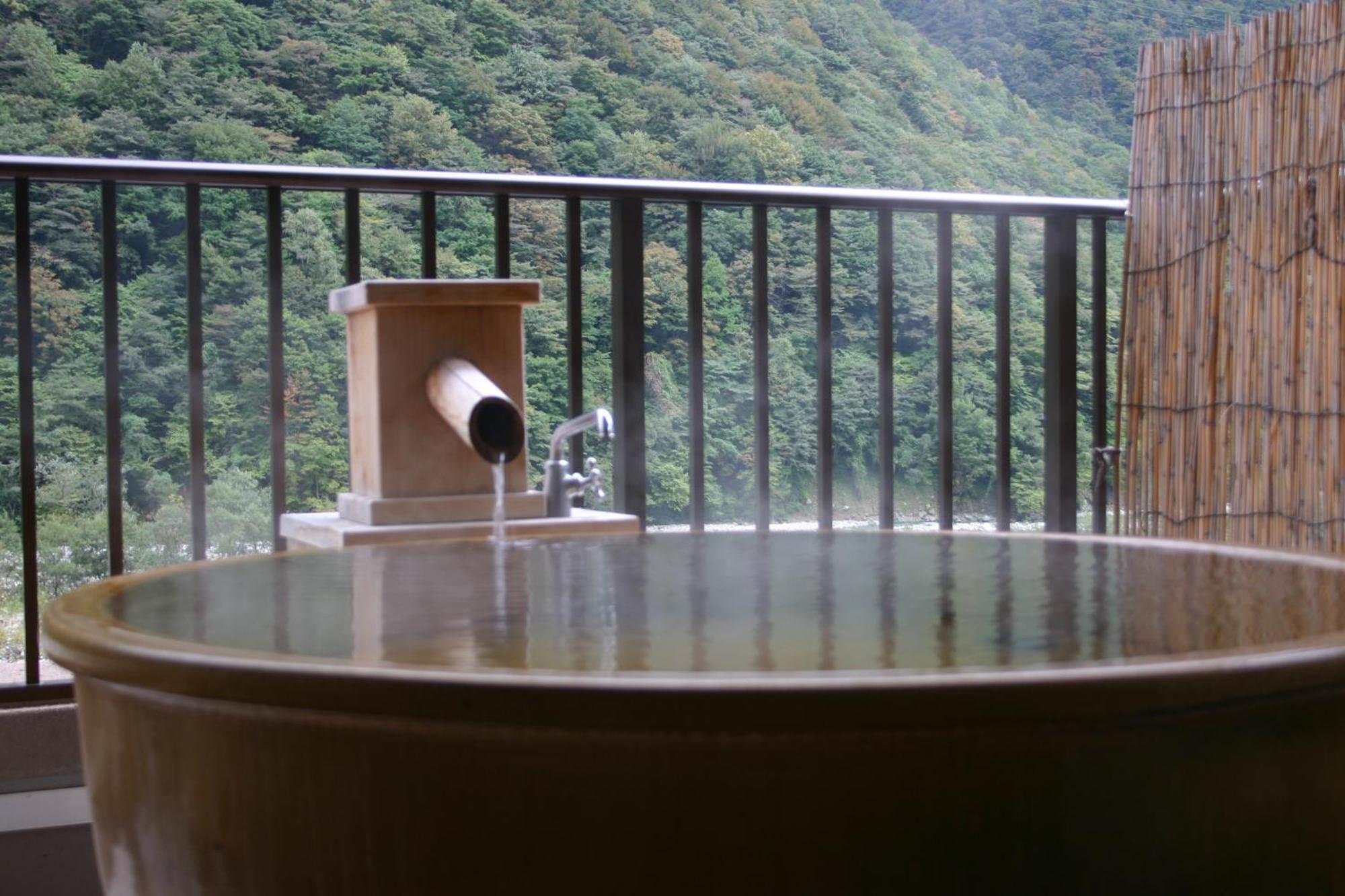 Yukimurasaki Takayama  Chambre photo